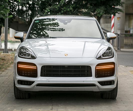 白色保时捷卡宴 Coupe Sport Design 组件