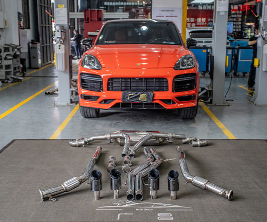 新款熔岩橙双杠灯保时捷Cayenne COUPE 装KULL 排气